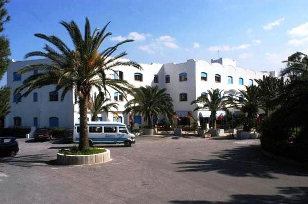 Hotel Azzolini Villagrazia Di Carini Экстерьер фото