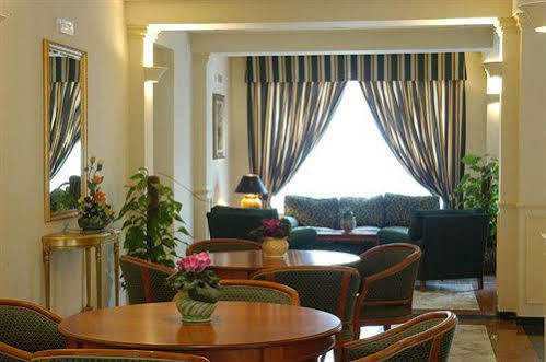 Hotel Azzolini Villagrazia Di Carini Ресторан фото