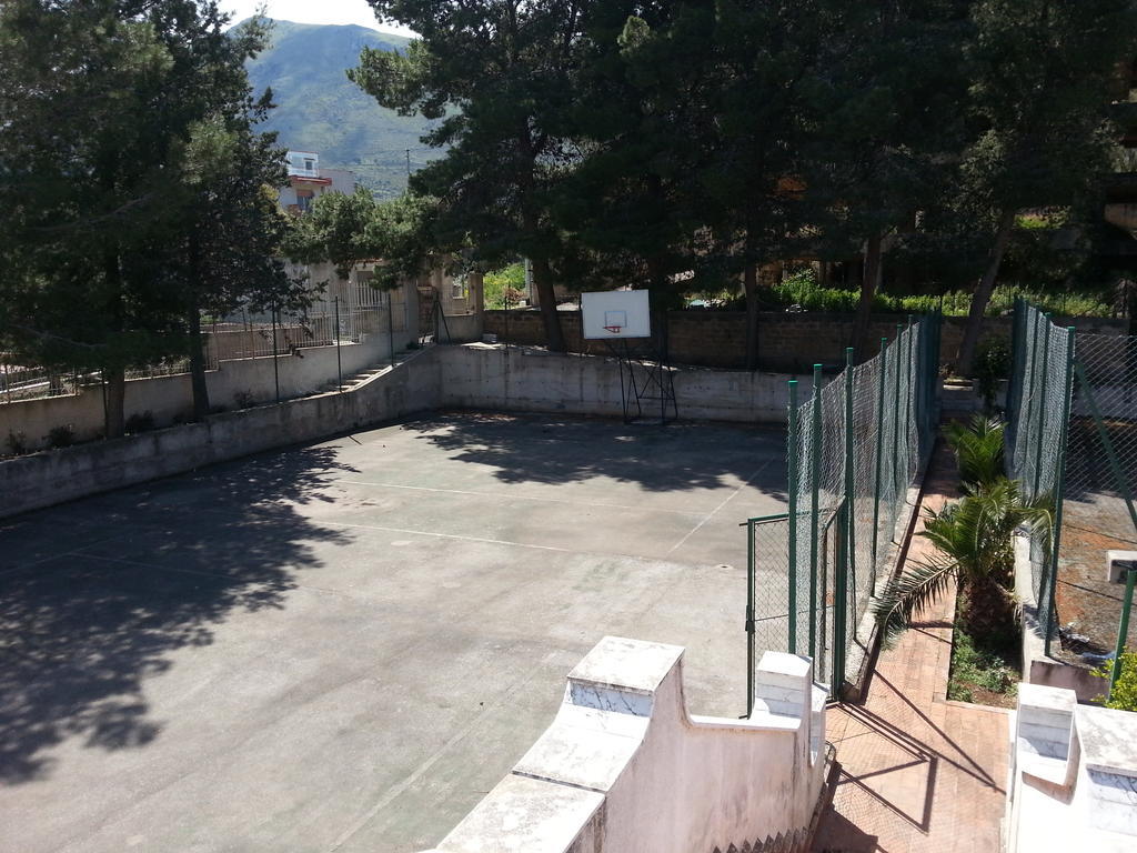 Hotel Azzolini Villagrazia Di Carini Экстерьер фото